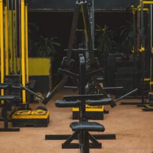 Single Arm Lat Pull-Down Lever Machine